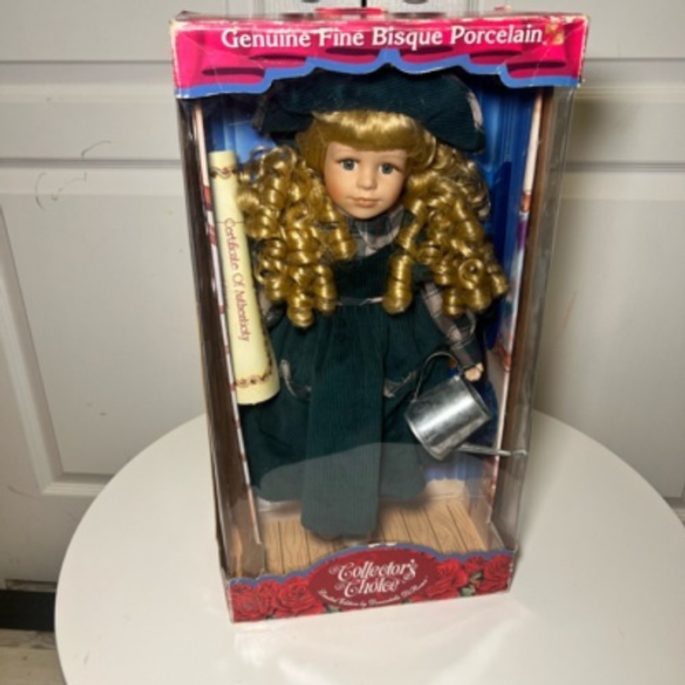 Collectors Choice Porcelain Doll Limited Edition By Donnatella De Roma New